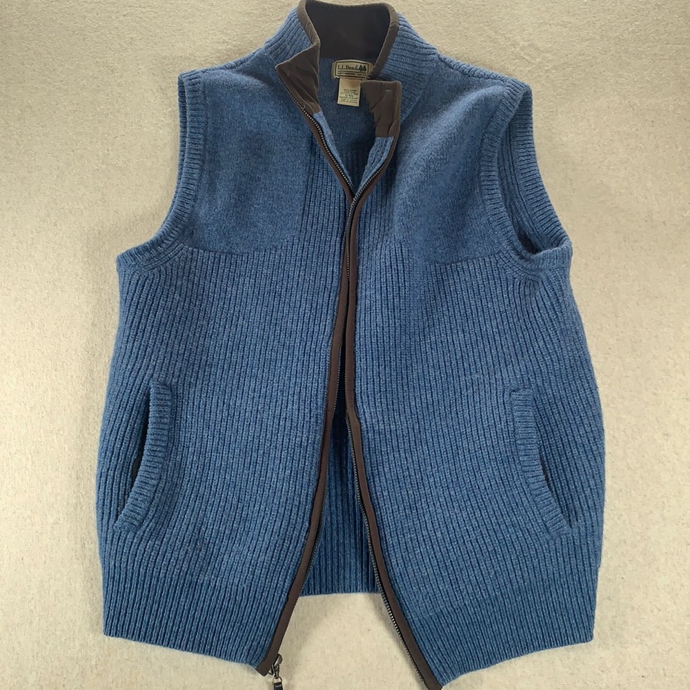 L.L. Bean Waterfowl full zip Sweater Vest Mens Sz Medium Blue Lambs Wool